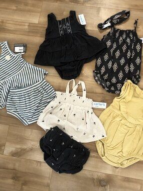 Lot Of 5 Baby Girls 24m Outfits Modern Moments, Carter’s.. (0168)